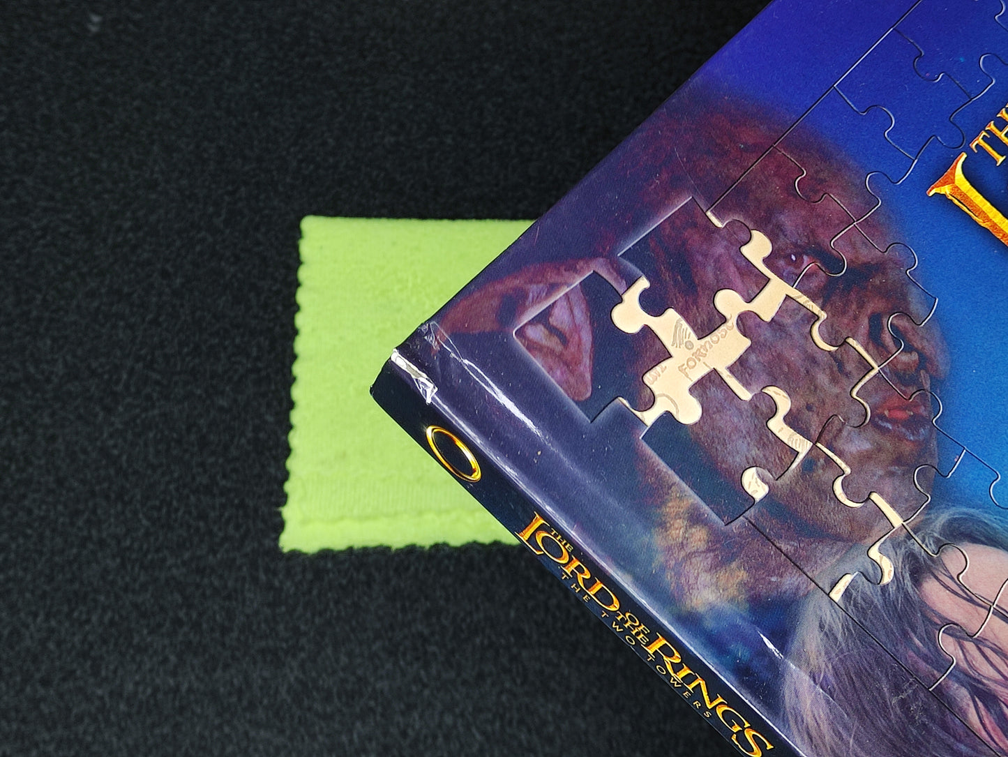 The Lord of the Rings: The Two Towers Jigsaw Book