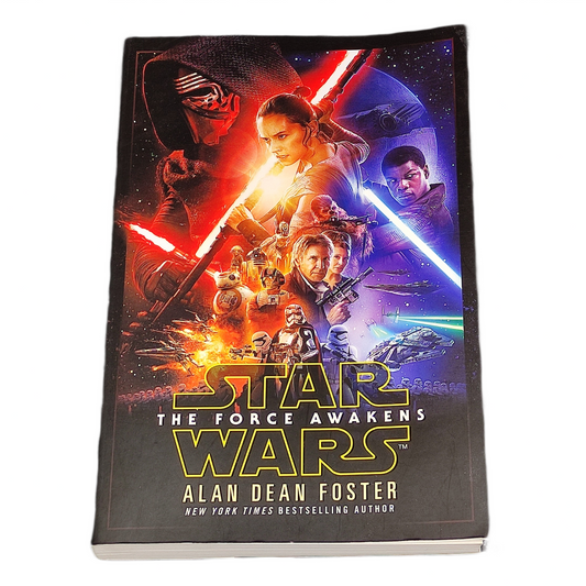Book cover of 'Star Wars: The Force Awakens' by Alan Dean Foster with colorful characters and lightsabers.