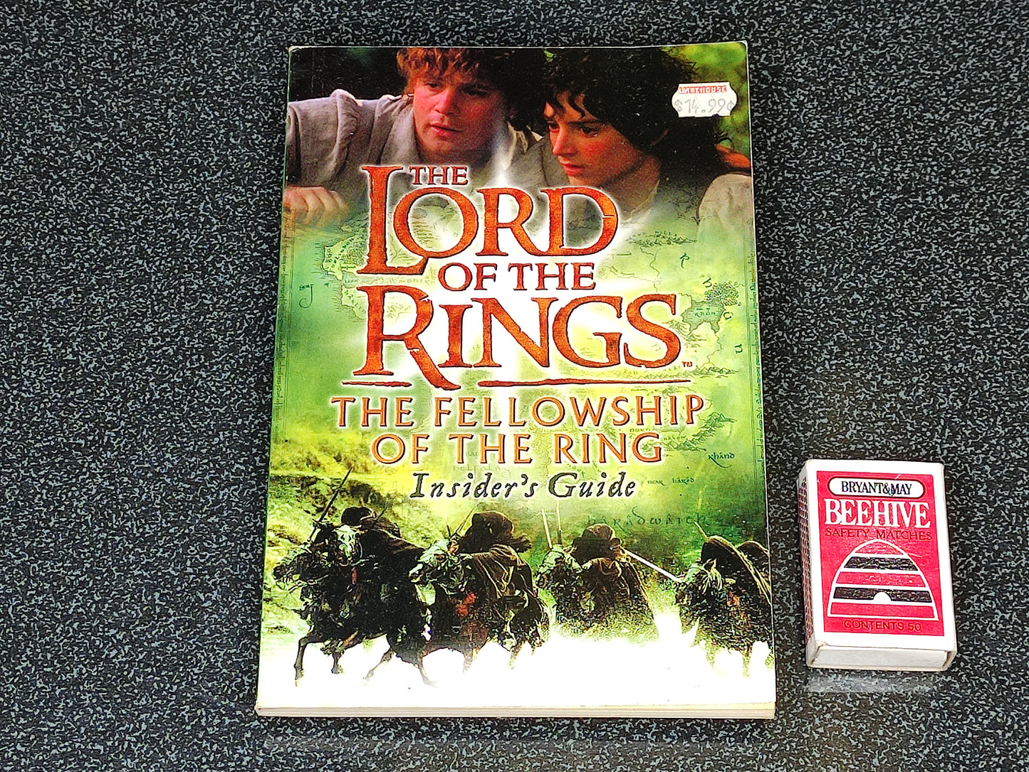 The Lord of The Rings: The Fellowship of The Ring Insiders Guide (1st Edition)