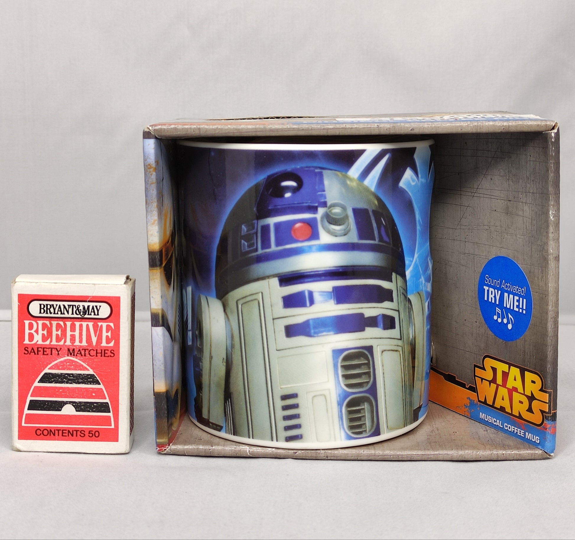 Star Wars R2-D2 musical mug in packaging on a white background
