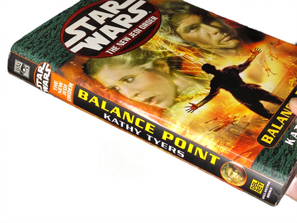 Book cover of 'Balance Point' by Kathy Tyers with Star Wars branding
