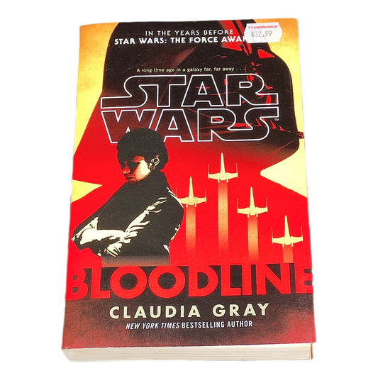 Book titled 'Star Wars: Bloodline' by Claudia Gray on a white background
