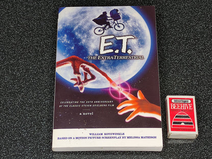 E.T. The Extra-Terrestrial: Novel by William Kotzwinkle (20th Anniversary Edition)