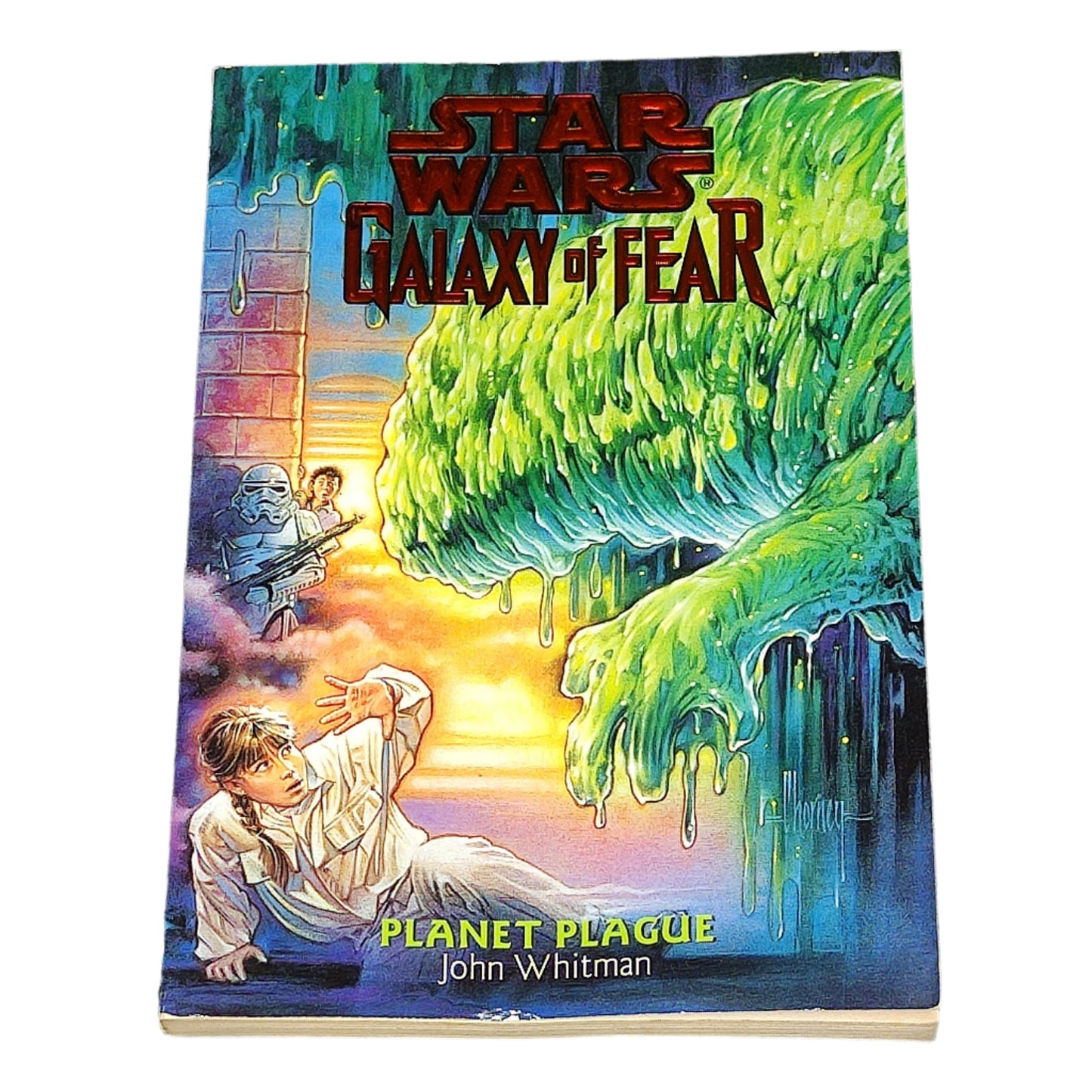 Book cover of 'Star Wars: Galaxy of Fear' on a textured black background